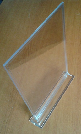 Plexi álló laptartó laptok menütartó plakáttartó A/4 asztali (KATA)